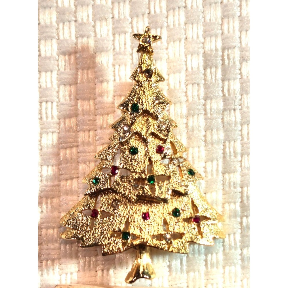 Vintage Christmas Tree Brooch Pin Gold Tone With Rhinestones Festive Jewelry